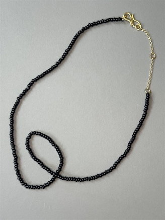 Annavii Kala Ensfarvet Halskæde Black